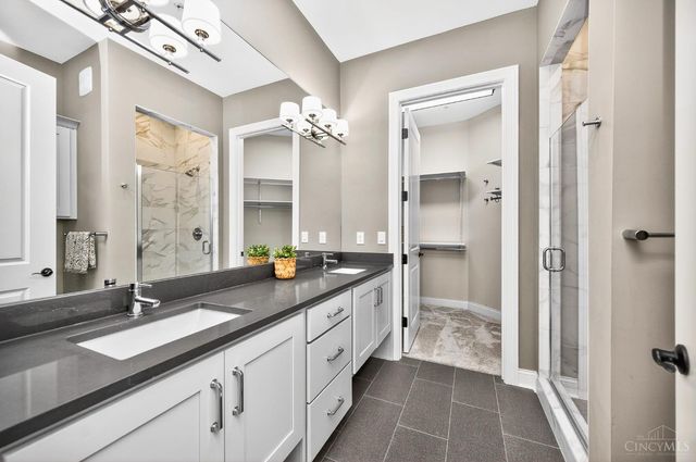 220 Vintage Club Drive, Montgomery, OH 45249