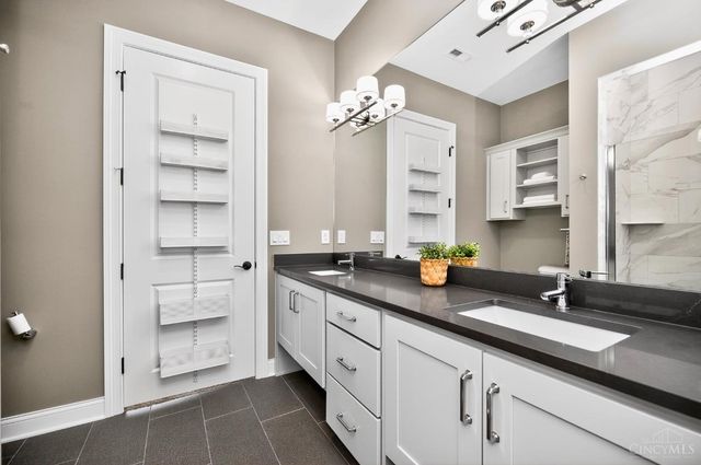 220 Vintage Club Drive, Montgomery, OH 45249