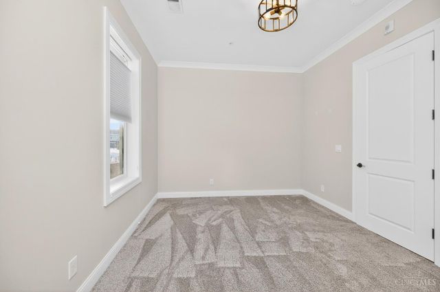 220 Vintage Club Drive, Montgomery, OH 45249