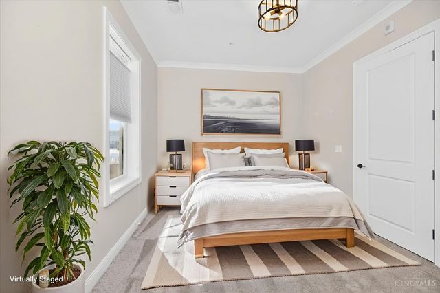 220 Vintage Club Drive, Montgomery, OH 45249