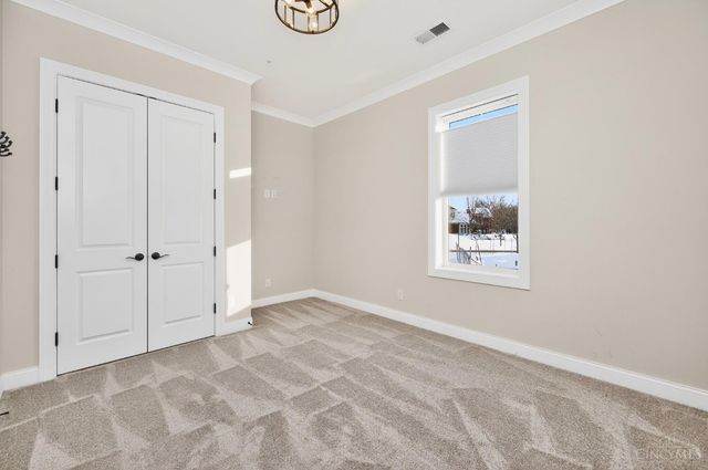 220 Vintage Club Drive, Montgomery, OH 45249