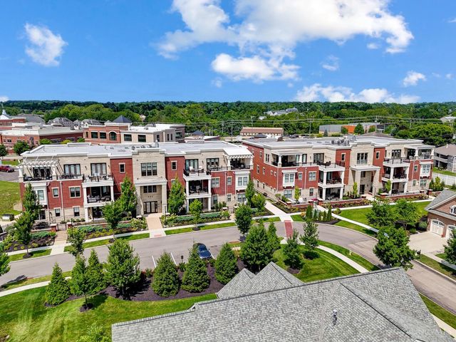 220 Vintage Club Drive, Montgomery, OH 45249