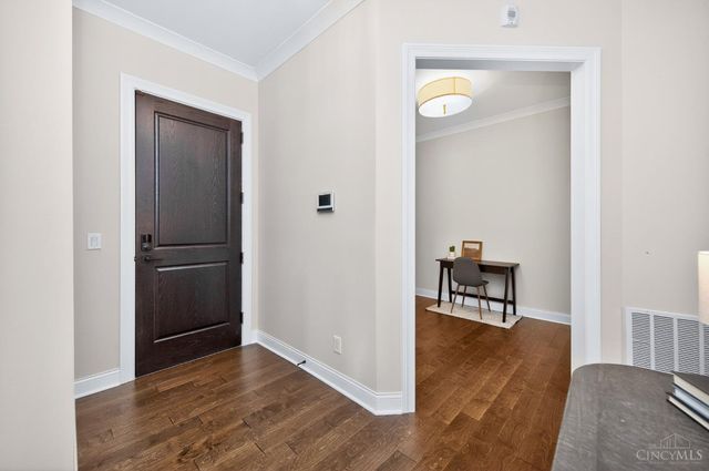 220 Vintage Club Drive, Montgomery, OH 45249