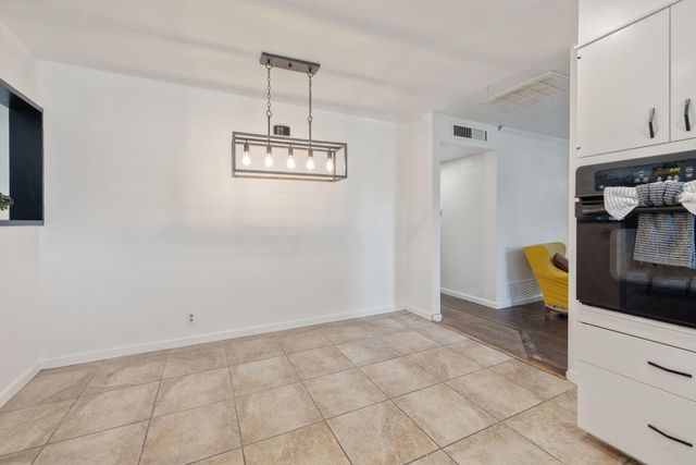 2626 W Princeton Avenue, Visalia, CA 93277