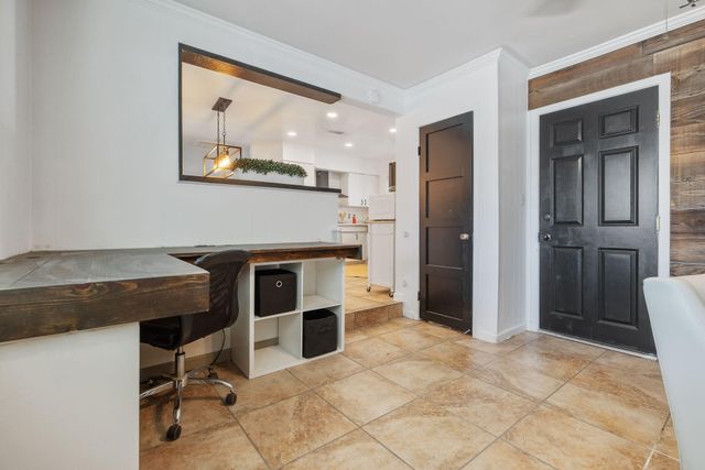 2626 W Princeton Avenue, Visalia, CA 93277