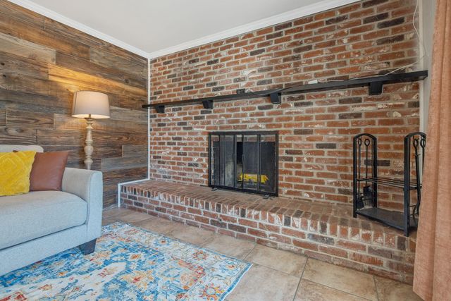 2626 W Princeton Avenue, Visalia, CA 93277