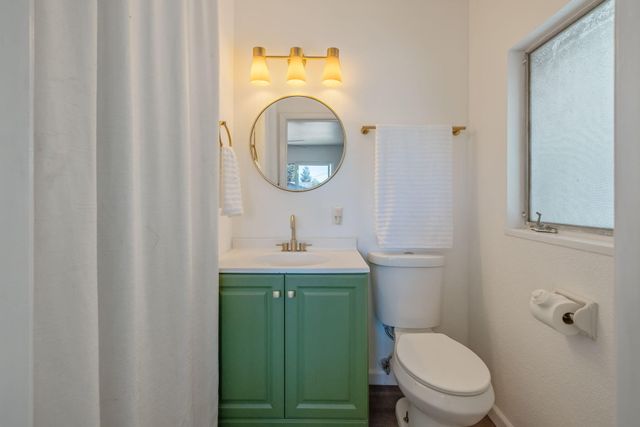 2626 W Princeton Avenue, Visalia, CA 93277