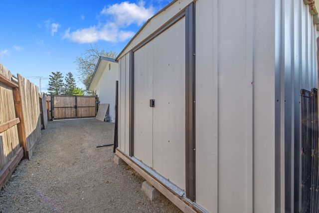 2626 W Princeton Avenue, Visalia, CA 93277