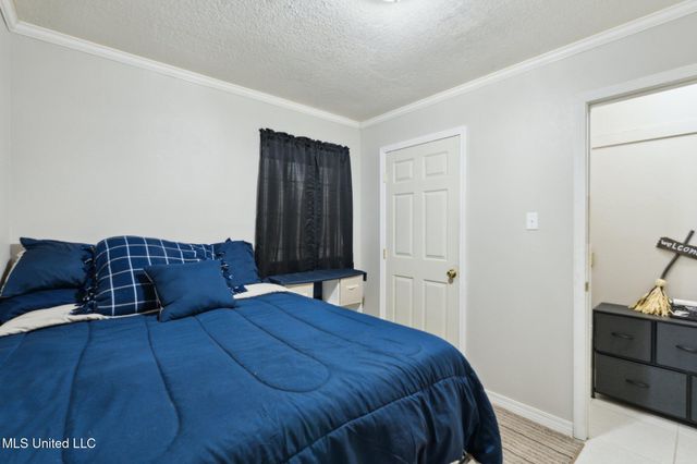 268 Mccool Street, Ocean Springs, MS 39564