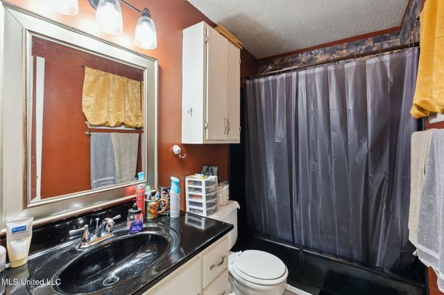 268 Mccool Street, Ocean Springs, MS 39564