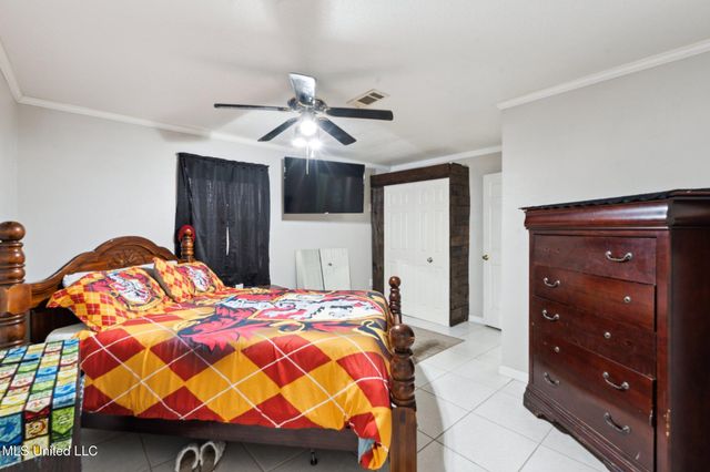 268 Mccool Street, Ocean Springs, MS 39564