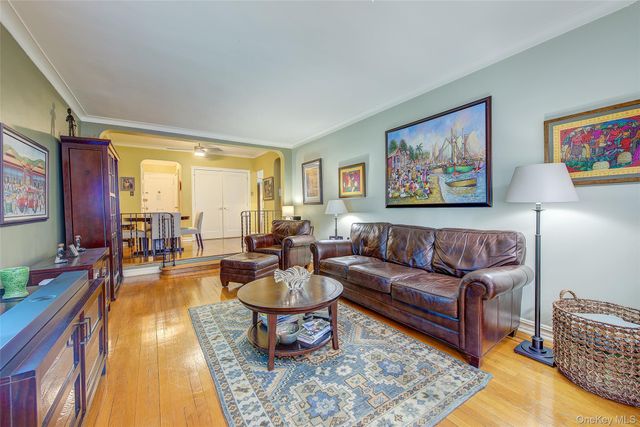 112-50 78th Avenue 1N, Forest Hills, NY 11375
