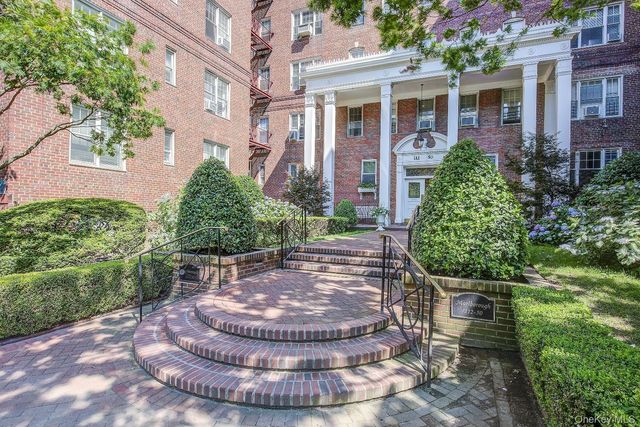 112-50 78th Avenue 1N, Forest Hills, NY 11375