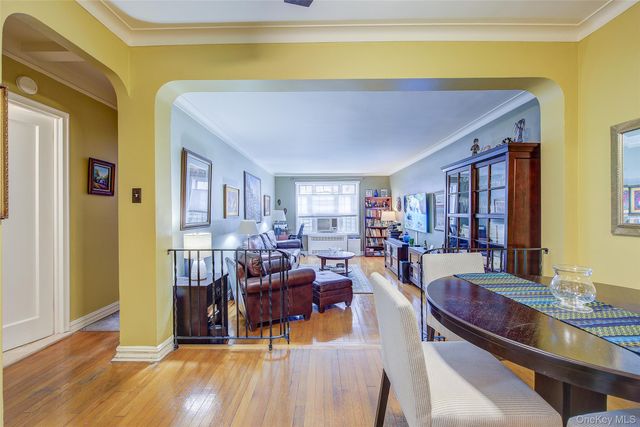 112-50 78th Avenue 1N, Forest Hills, NY 11375