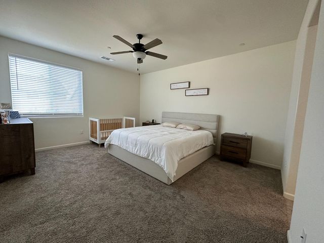 1326 W Sawtooth Place, Hanford, CA 93230