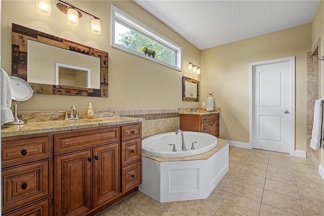 2054 Stablehand Drive, Dayton, OH 45458