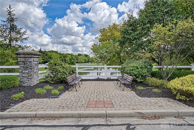 2054 Stablehand Drive, Dayton, OH 45458