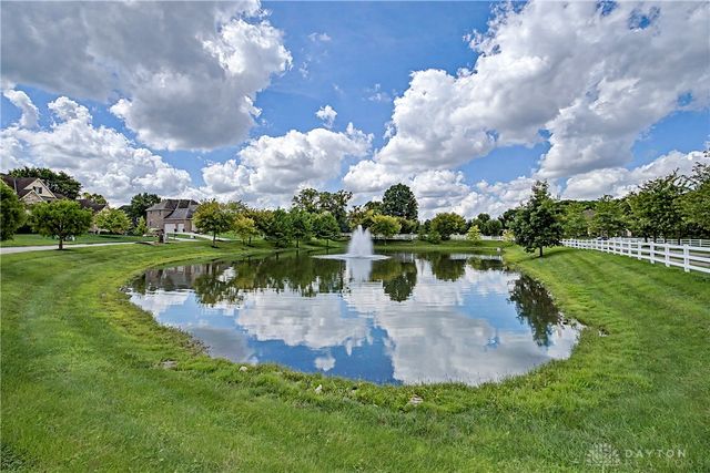 2054 Stablehand Drive, Dayton, OH 45458