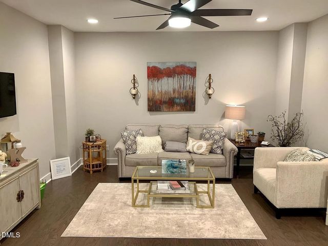 2801 Stone Rock Drive 105, Raleigh, NC 27604