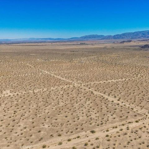 55 Mile Square, Joshua Tree, CA 92252