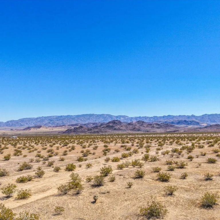 55 Mile Square, Joshua Tree, CA 92252