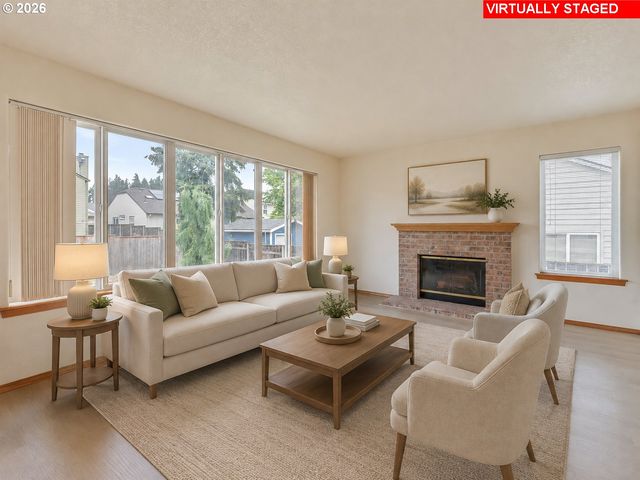 165 Ne CORY St, Hillsboro, OR 97124