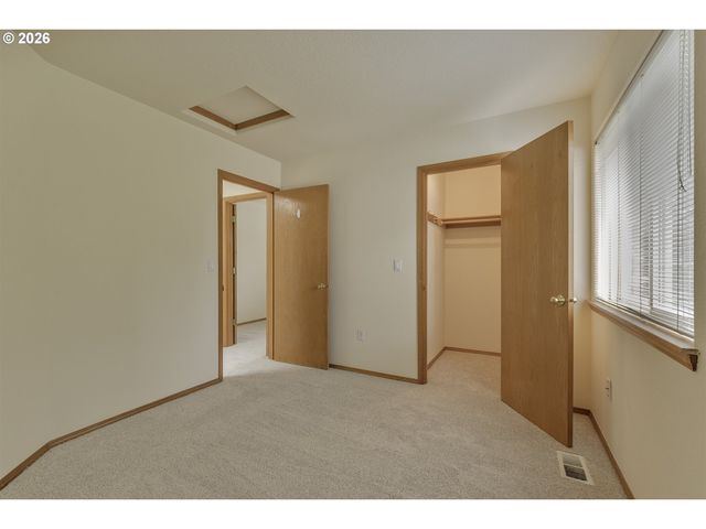 165 Ne CORY St, Hillsboro, OR 97124