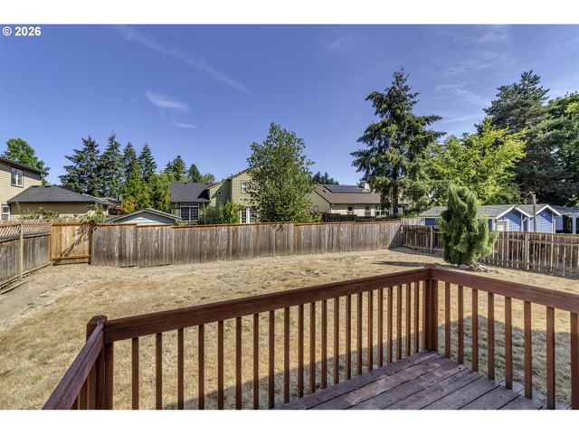 165 Ne CORY St, Hillsboro, OR 97124