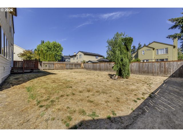 165 Ne CORY St, Hillsboro, OR 97124