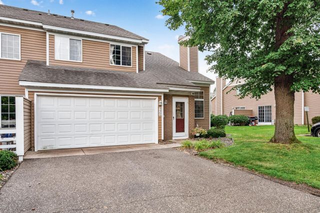 9966 Fillmore Street NE, Blaine, MN 55434