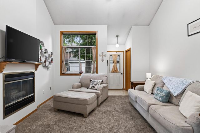 9966 Fillmore Street NE, Blaine, MN 55434