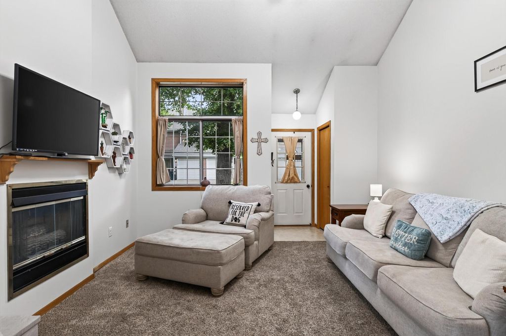 9966 Fillmore Street NE, Blaine, MN 55434 — photo 5