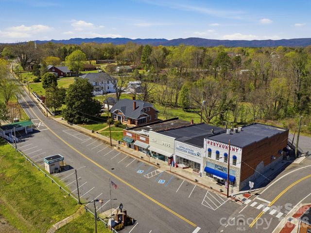 106 Linville Street, Morganton, NC 28655