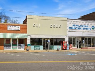 106 Linville Street, Morganton, NC 28655
