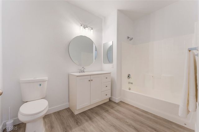 4437 Dover Straight Street 104, Las Vegas, NV 89115