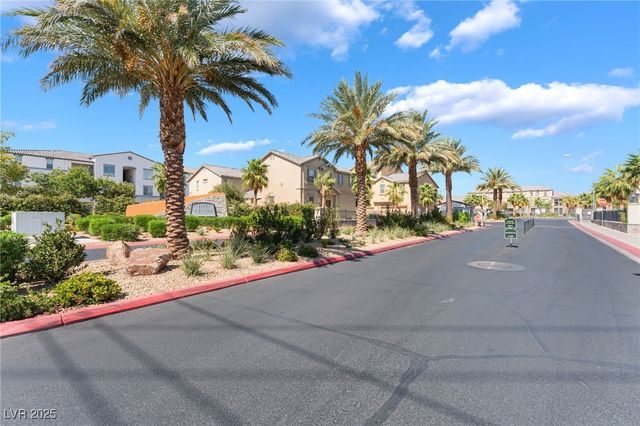 4437 Dover Straight Street 104, Las Vegas, NV 89115