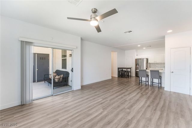 4437 Dover Straight Street 104, Las Vegas, NV 89115