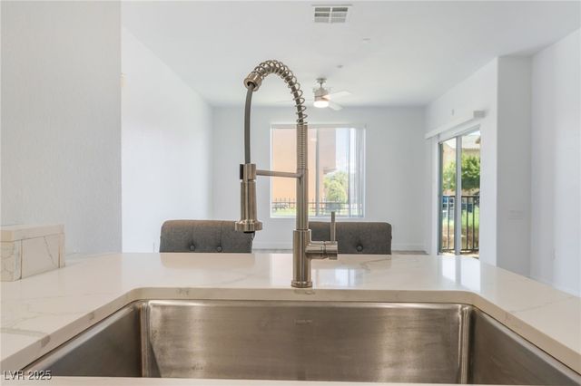 4437 Dover Straight Street 104, Las Vegas, NV 89115