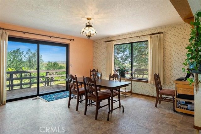 5685 Mustard Creek, Paso Robles, CA 93446