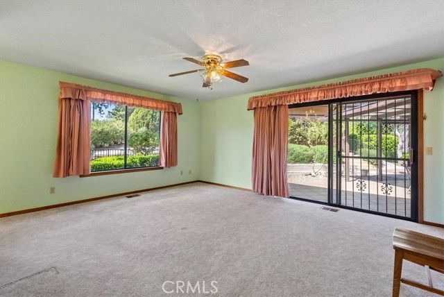 5685 Mustard Creek, Paso Robles, CA 93446