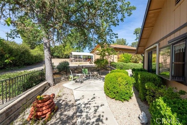 5685 Mustard Creek, Paso Robles, CA 93446