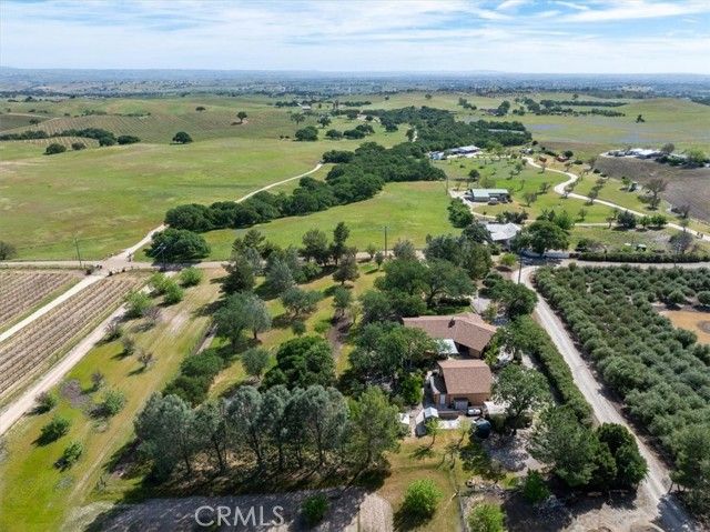 5685 Mustard Creek, Paso Robles, CA 93446