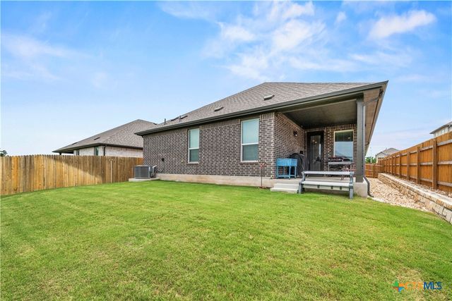 1721 Walnut Grove Bend, Leander, TX 78641