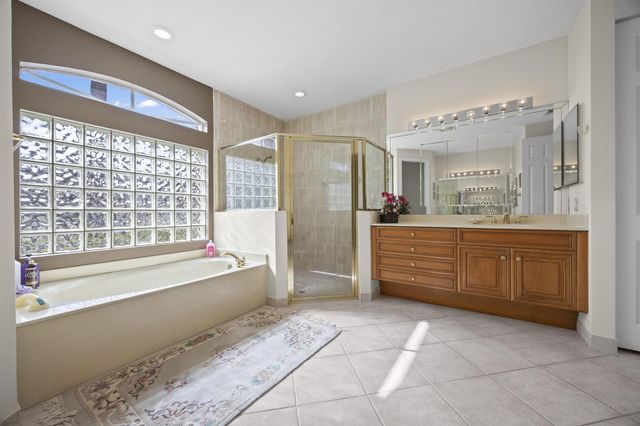 6601 Arno Way, Boynton Beach, FL 33472