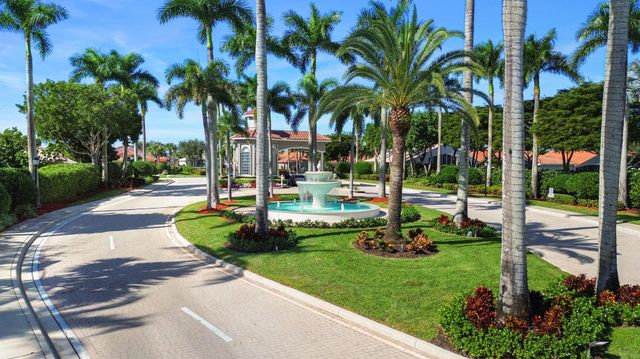 6601 Arno Way, Boynton Beach, FL 33472