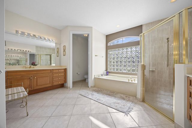 6601 Arno Way, Boynton Beach, FL 33472