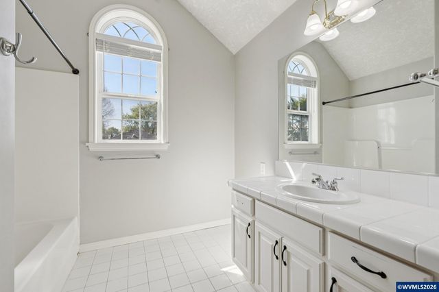 6748 Westridge Ct N, Keizer, OR 97303