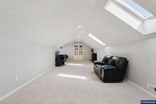 6748 Westridge Ct N, Keizer, OR 97303