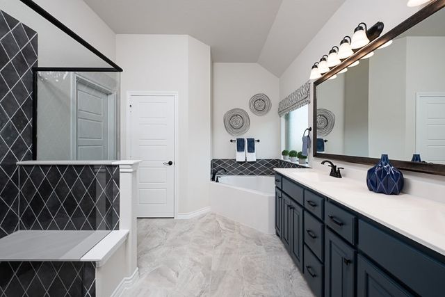 3117 Blue Hill, Burleson, TX 76028