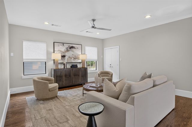 5328 Manett Street, Dallas, TX 75206